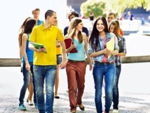 Hallgatói mobilitási lehetőség a szomszédos országok egyetemeire (CEEPUS)