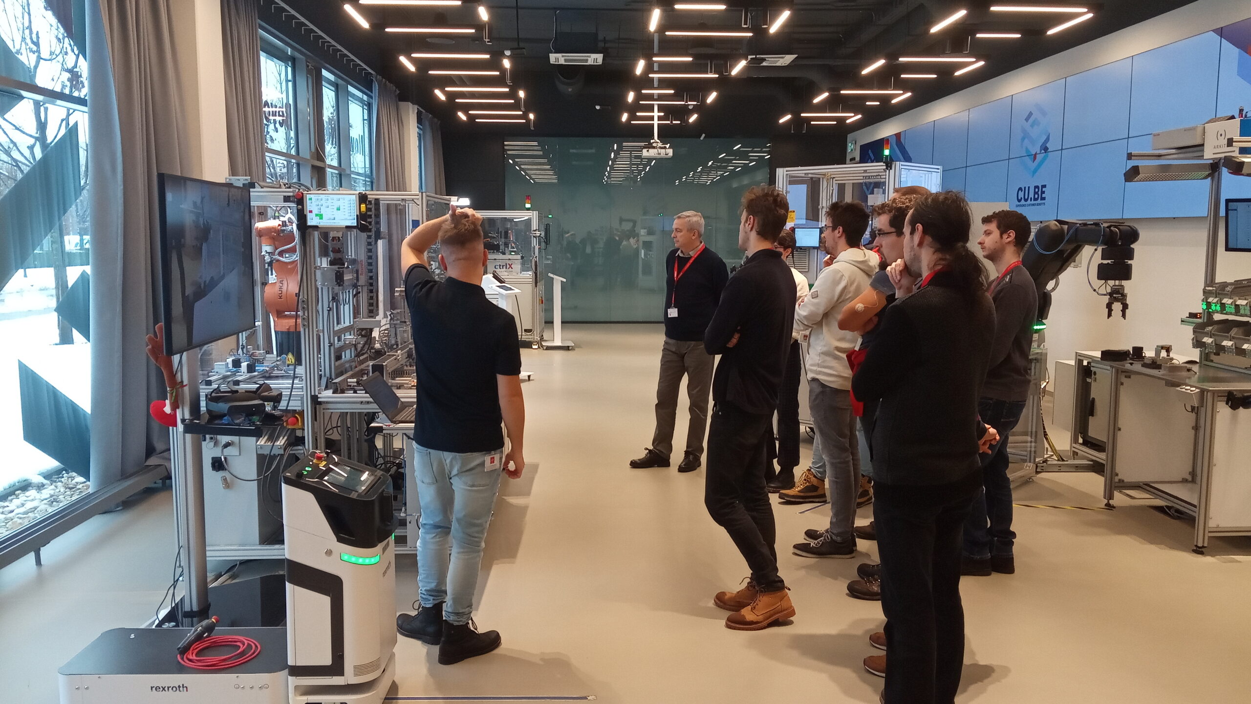 Student visits to the Bosch Rexroth CU.BE innovation centre